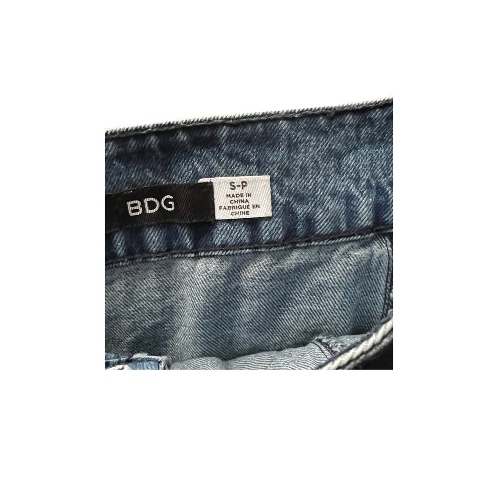 Denim Jean BDG Button up front mini skirt. Size S-P - Picture 3 of 4